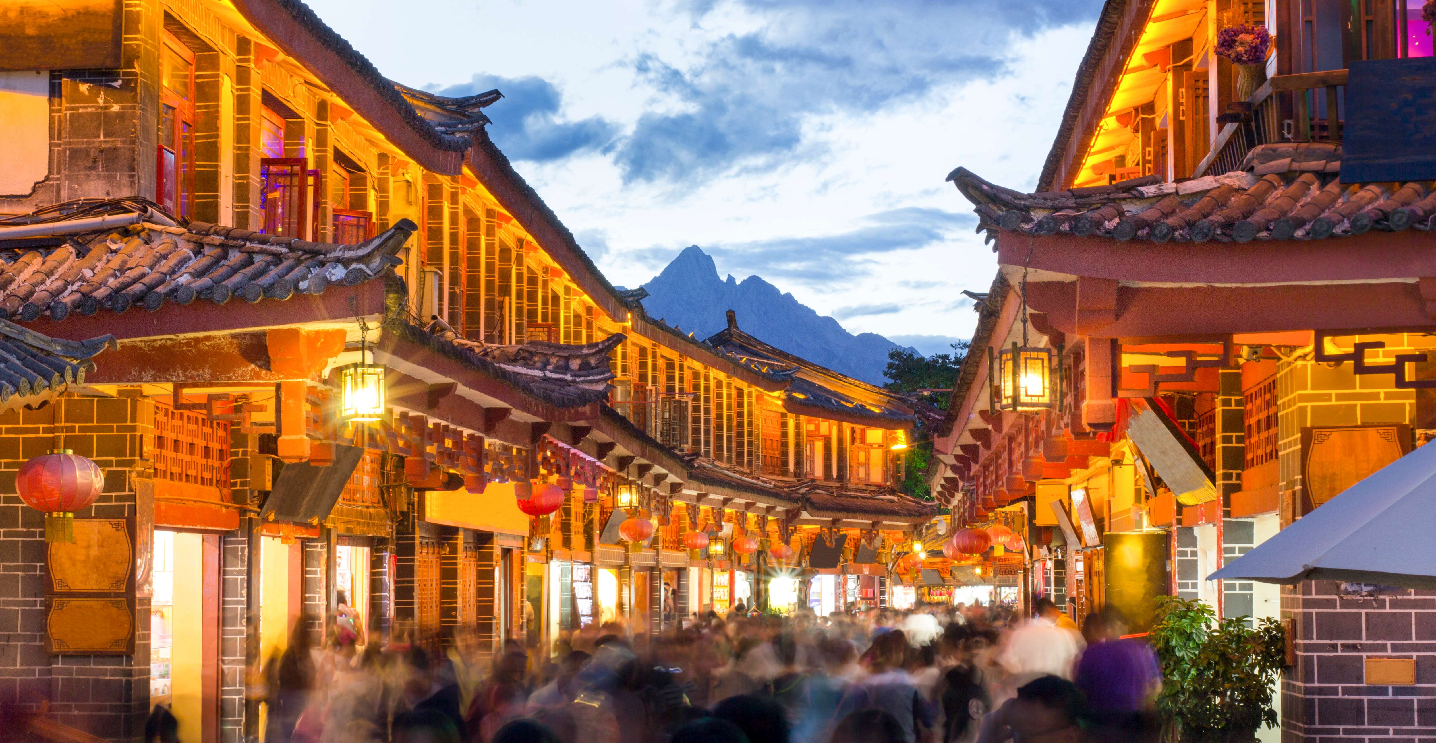 花瓣素材_黄昏,旅行者,丽江,古城,旅途,灯笼,著名景点,2015年,户外,建筑_15044207.jpg